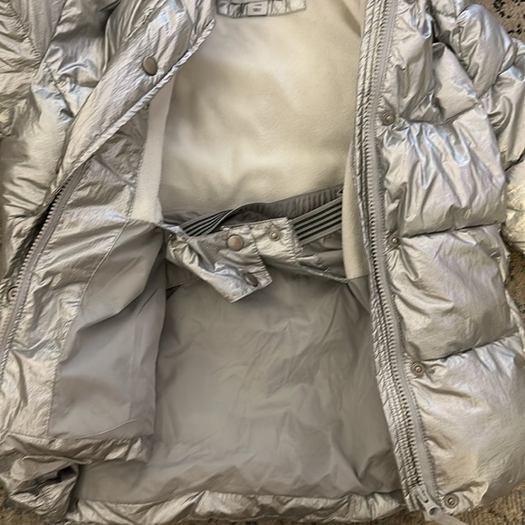 Girls, Amazon, silver puffer size 10 - Picture 3 of 3